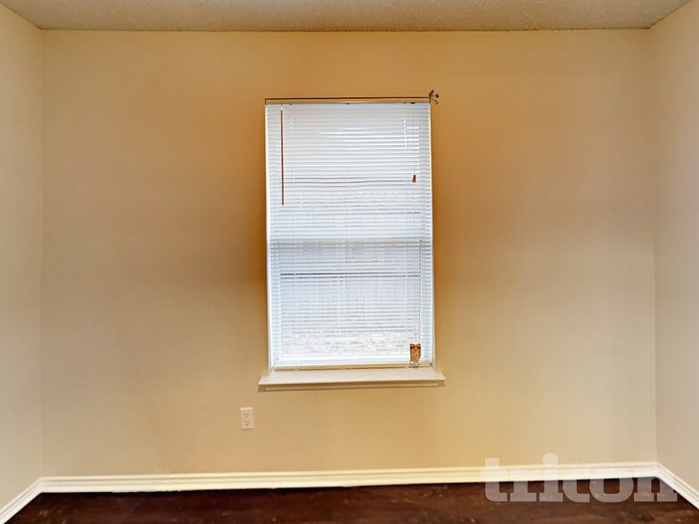 Building Photo - 7321 Indiana Ave