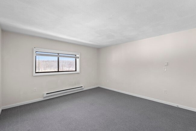 Building Photo - 276 Codman Hill Rd