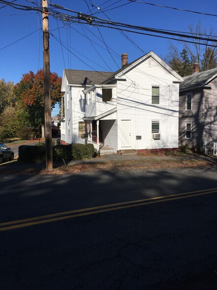 Primary Photo - 67 King St