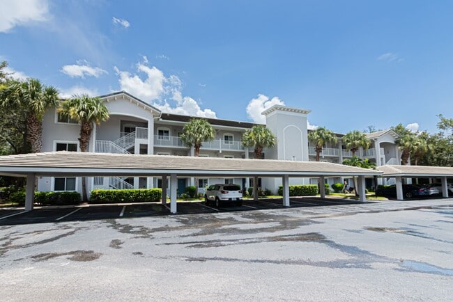 Building Photo - Peaceful Preserve-View Condo in Gated Blue Heron