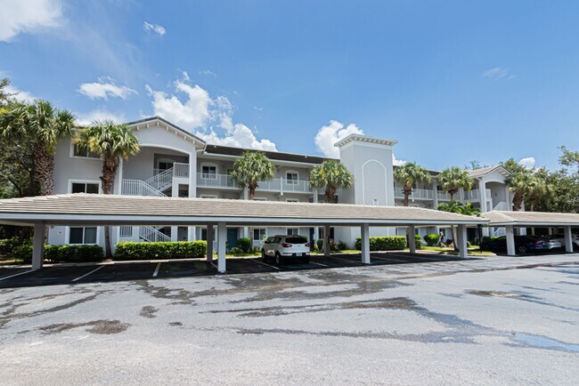 Building Photo - Peaceful Preserve-View Condo in Gated Blue...