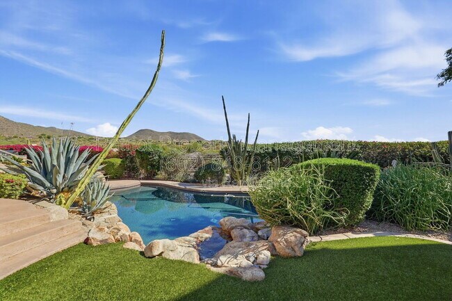 Building Photo - 11047 E Mirasol Cir