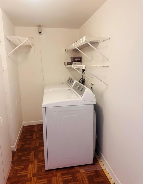 Building Photo - 3178 Via Poinciana