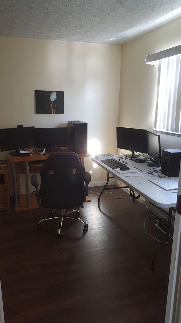 Building Photo - 356 E 13th Ave