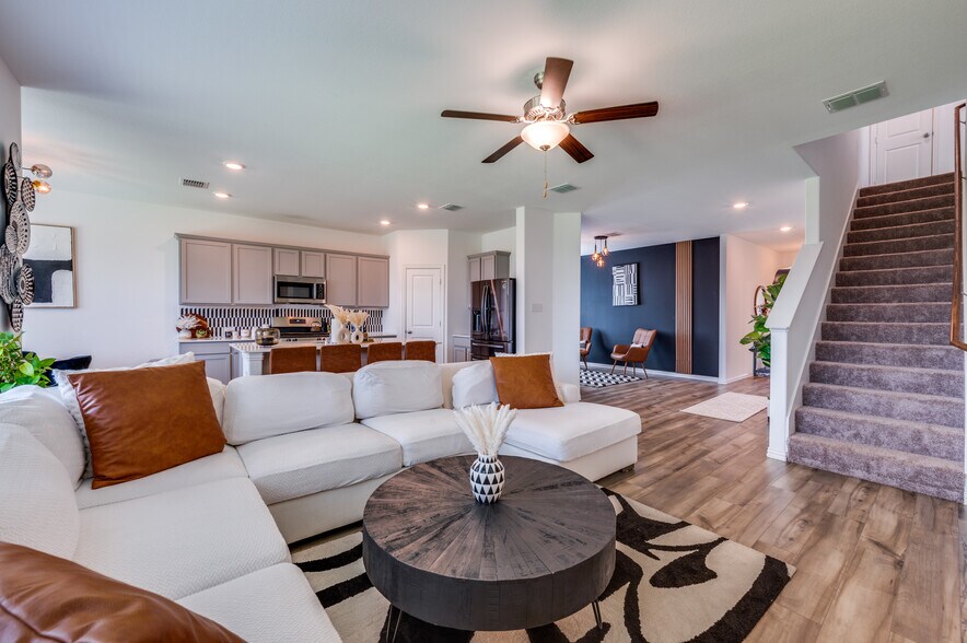 Building Photo - 3016 Riddler Way