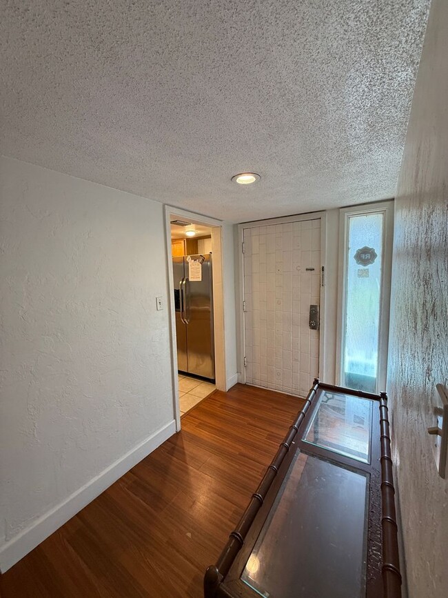 Building Photo - Beautiful 1-bedroom, 1-bath condo located in the Grenelefe community!