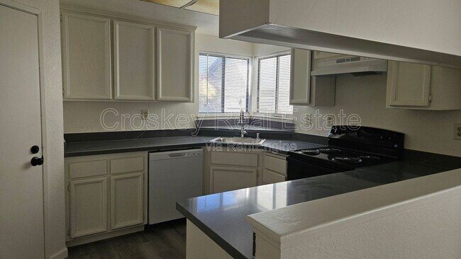 Building Photo - 29500 Chance St