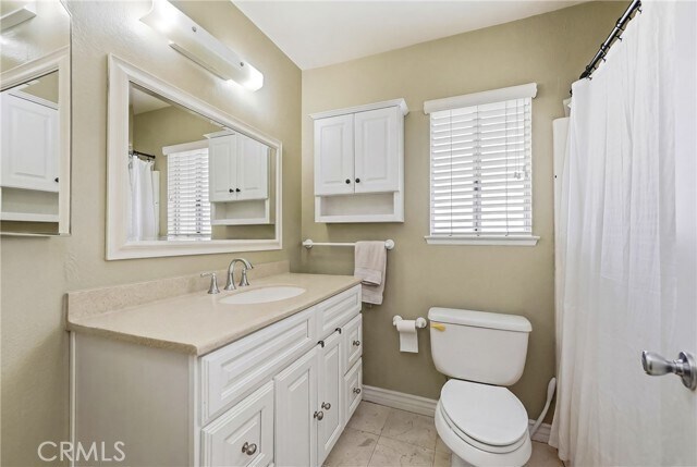 Building Photo - 1505 Canterbury Cir