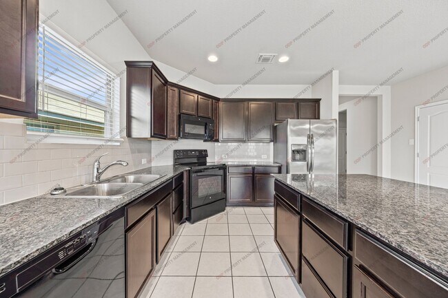 Building Photo - 7901 Hickman St