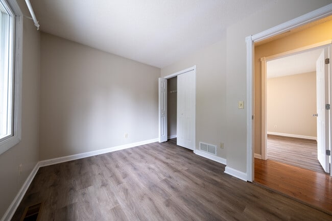 Building Photo - 3688 Falcon Way