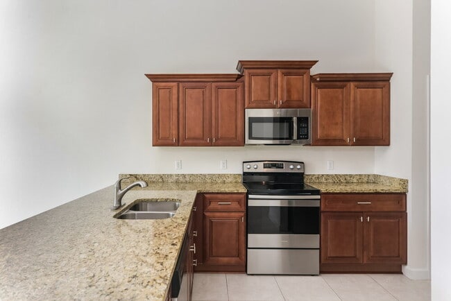 Building Photo - 839 Valnera Ct