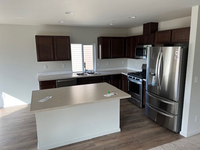 Building Photo - Beautiful 3 Bedroom property in Marysville!!