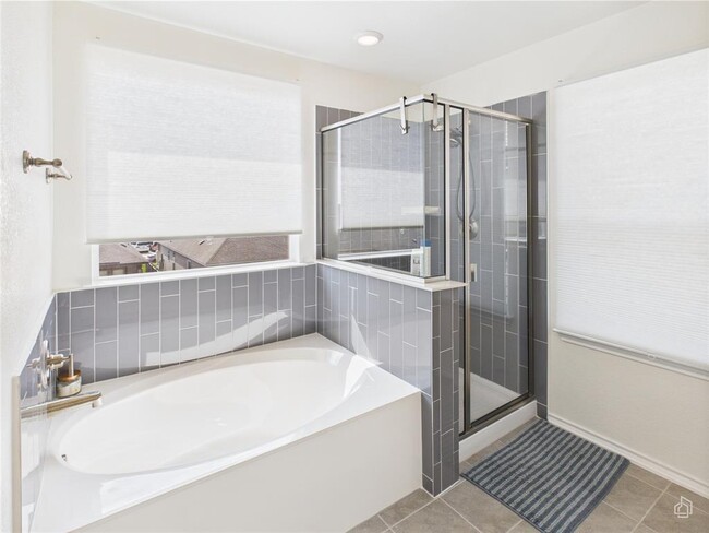 Building Photo - 8107 Philbrook Dr