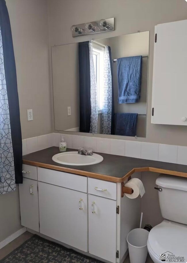 Building Photo - 12617 E 46th Dr