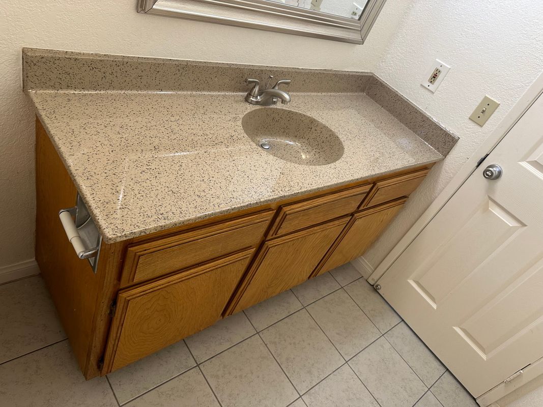 Building Photo - 16435 Orange St