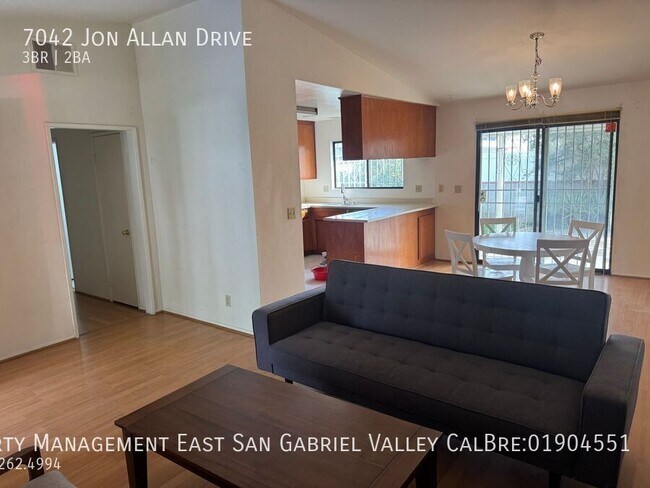 Building Photo - 7042 Jon Allan Dr