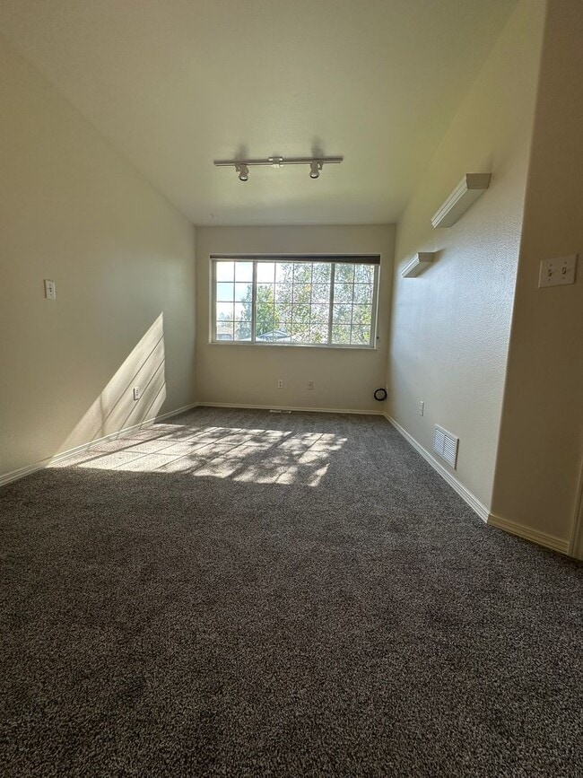 Building Photo - 3065 Leighton St