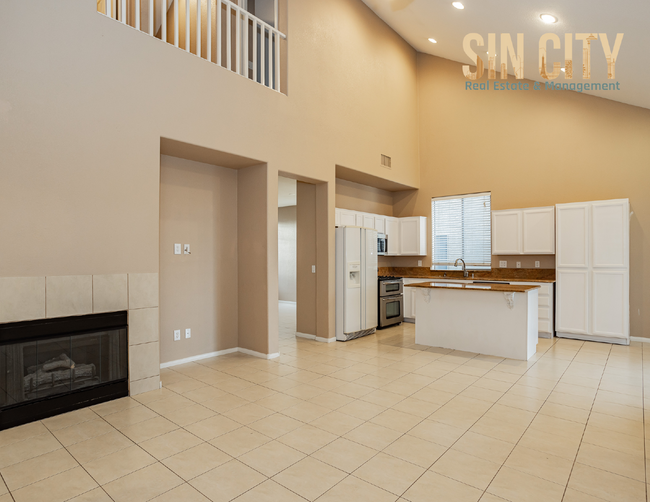 Building Photo - Luxurious 4 Bed, 3 Bath Home in Henderson,...