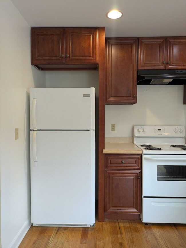 Building Photo - 55 Boys Ave