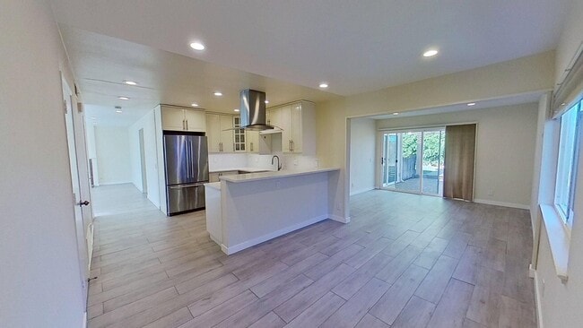 Building Photo - 25621 Califia Dr