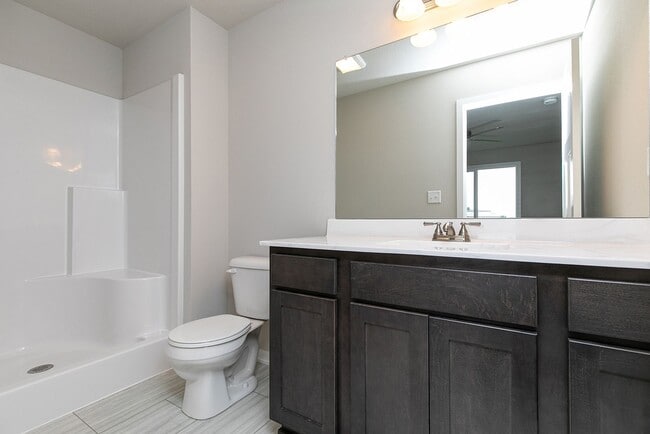 Building Photo - "Rare Find: Spacious Ranch Living at Its Best in Bondurant with the lowest rent ever"