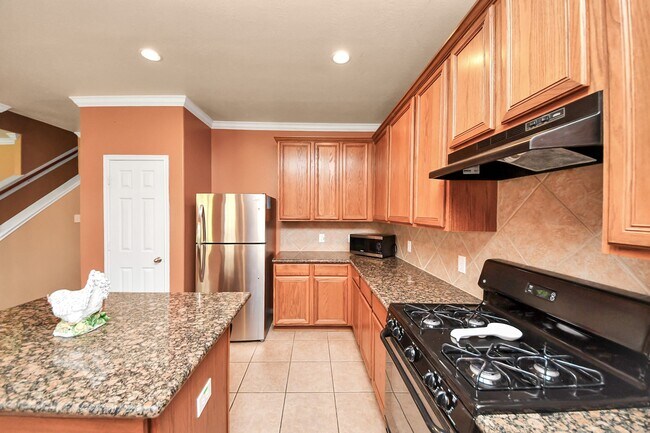 Building Photo - 8614 Riverbend Canyon Ln