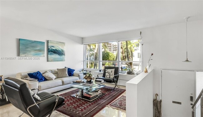 Building Photo - 10090 Bay Harbor Terrace