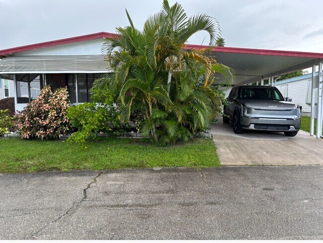 Primary Photo - 342 Heritage Blvd