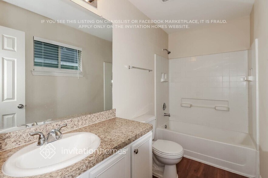 Building Photo - 15835 Regal Trace Ln