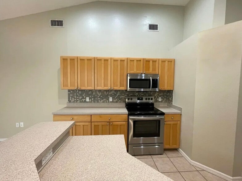 Building Photo - 1441 Wyndham Lakes Dr