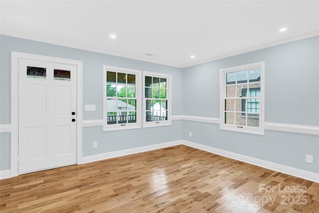 Building Photo - 1551 Merriman Ave