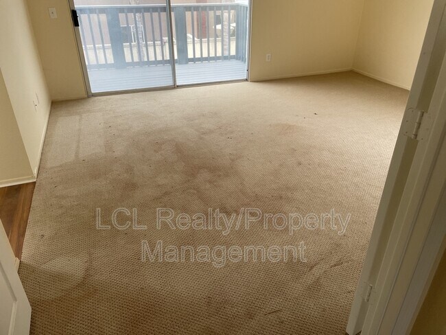 Building Photo - 30322 Marne Way