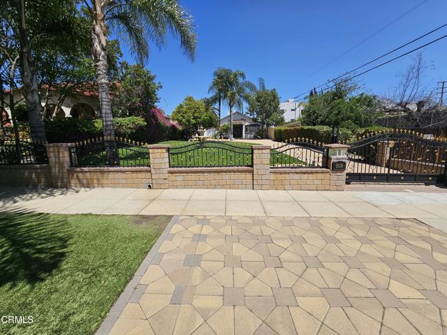 Building Photo - 5116 Dahlia Dr