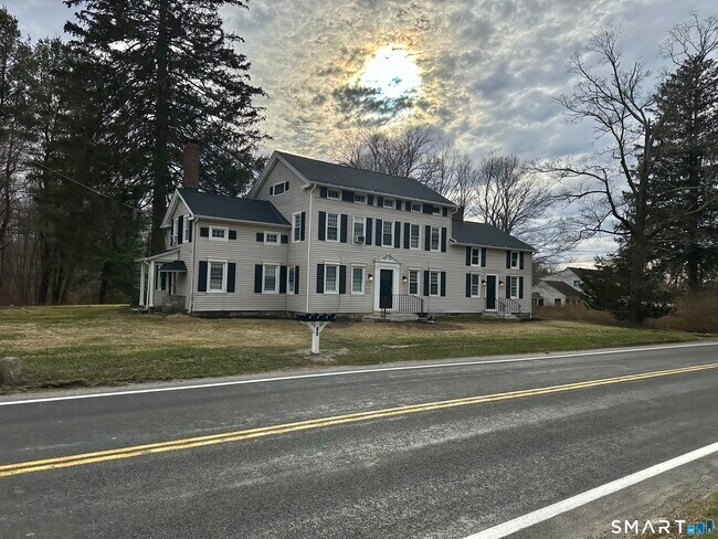 Building Photo - 49 Dodgingtown Rd