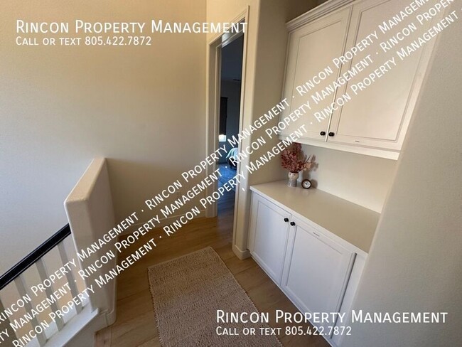 Building Photo - ONE BEDROOM FOR RENT with Ensuite Bathroom...