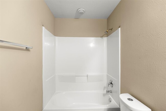 Building Photo - 4931 Harbor Glen Ln