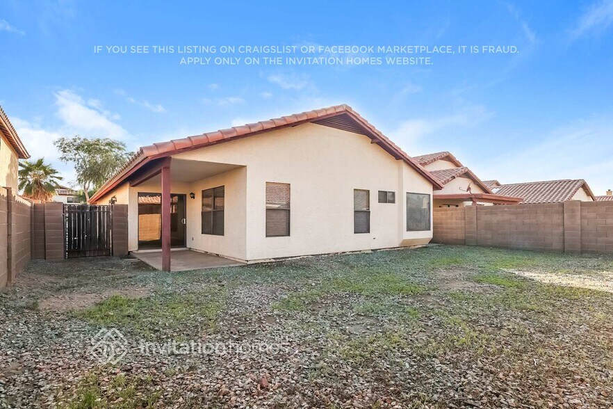 Building Photo - 11564 W Sage Dr