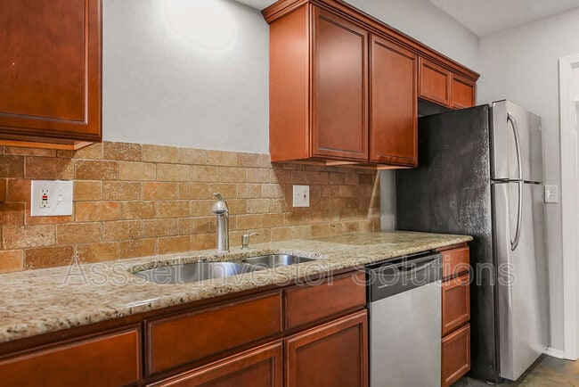 Building Photo - 11109 Delmar Ct