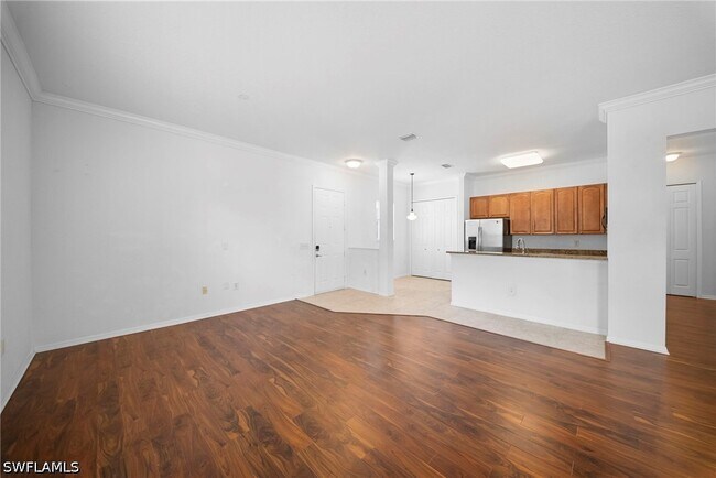 Building Photo - 970 Peggy Cir