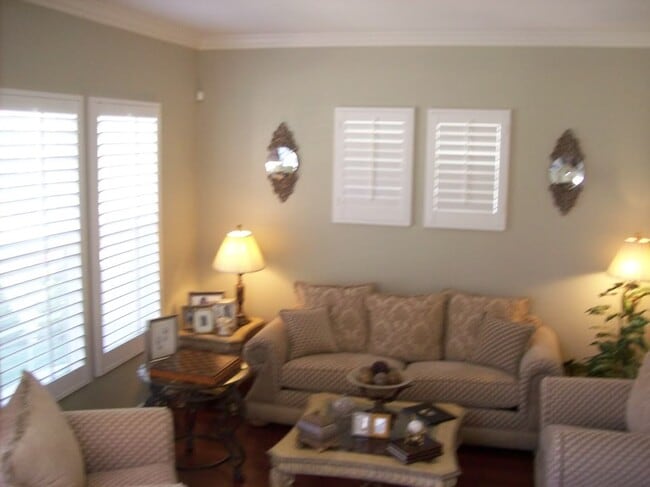 Building Photo - 464 Arbor Ct