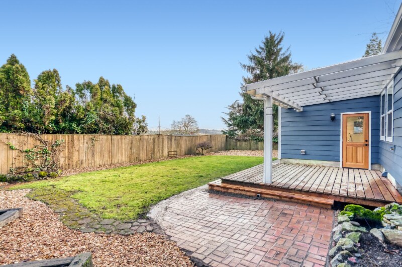 Building Photo - 1022 Parkway Dr NW