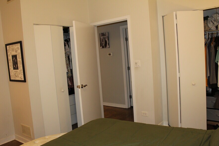 master bedroom closet 2 - 946 W Fry St