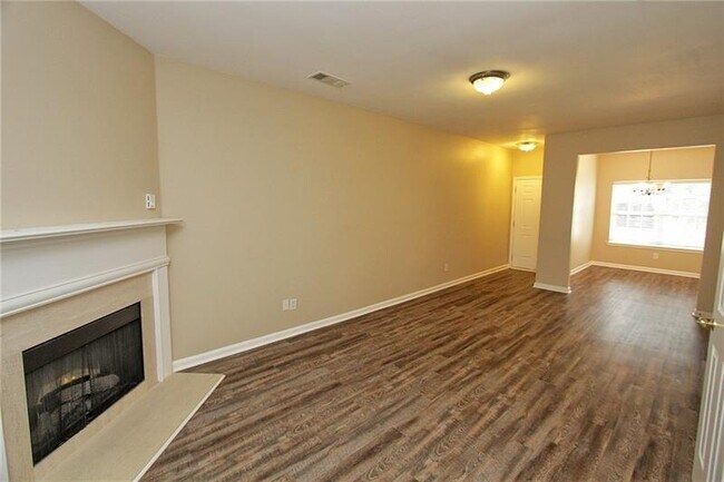 Building Photo - 4739 Autumn Rose Trail