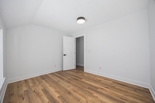 Building Photo - 1442 Hamlet St