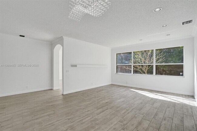 Building Photo - 2508 Cardaman Ave