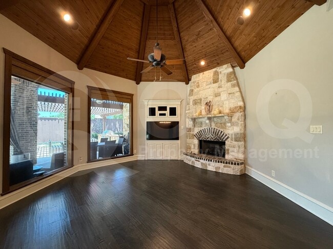 Building Photo - 4546 Warwick Ln