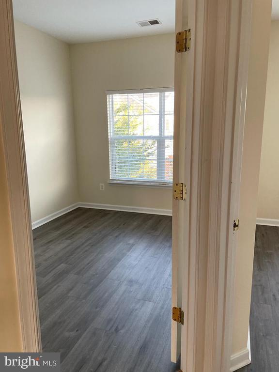 Building Photo - 9700 Kennoway Ct