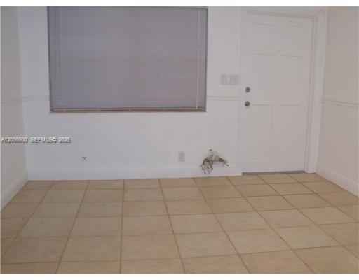 Building Photo - 2121 N Ocean Blvd