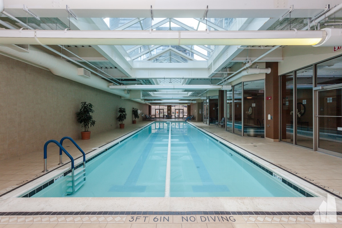 Building Photo - 222 N Columbus Dr