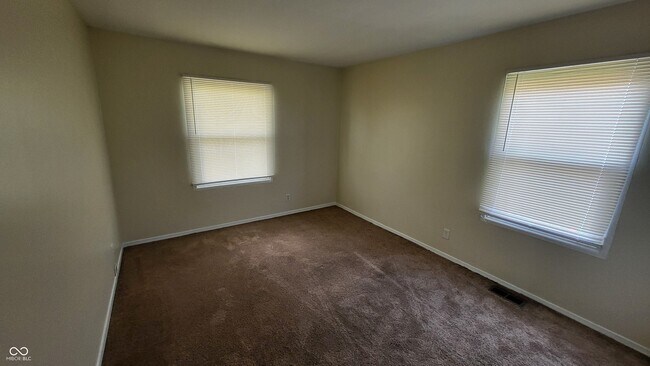 Building Photo - 7810 Cullen Dr